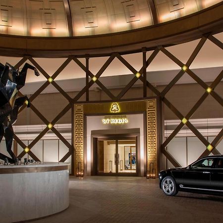 The St. Regis Astana Ξενοδοχείο Εξωτερικό φωτογραφία Entrance to the St Regis Istanbul